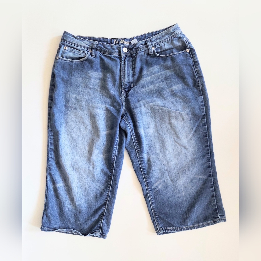 LA Blues Rhinestone Embellished Denim Capri Jeans Womens Size 12